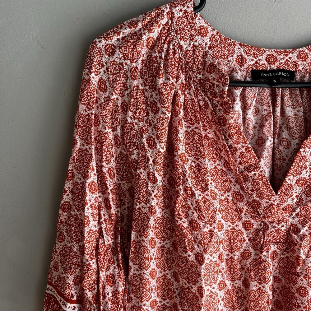 Anne Carson 3/4 Sleeve Blouse Top Women's Size S Orange White Floral V-Neck - Picture 4 of 6